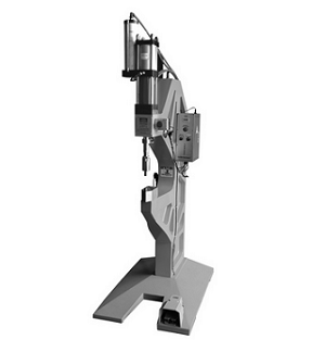 無鉚釘鉚接機(jī)和自沖鉚接機(jī)有什么區(qū)別？