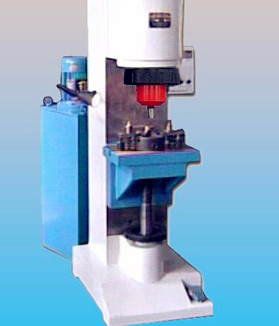 國(guó)內(nèi)哪個(gè)廠家生產(chǎn)的鉚接機(jī)質(zhì)量好？