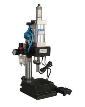 影響液壓鉚接機銷售價格的因素有哪些？