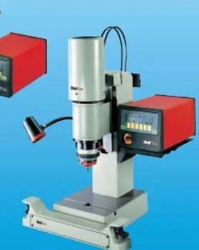 安全操作徑向鉚接機(jī)，需做好這幾點