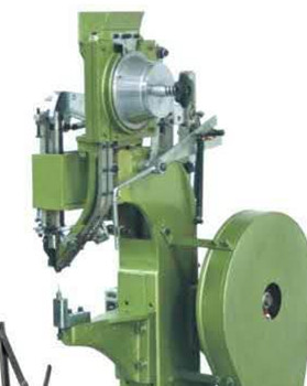 哪些因素會(huì)影響到鉚接機(jī)價(jià)格和質(zhì)量？