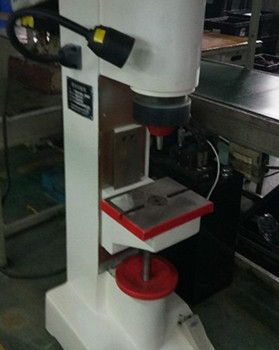 為何越來越多的客戶選擇自動鉚接機(jī)？