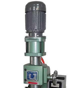 廠家一般生產(chǎn)哪幾種規(guī)格型號(hào)的鉚接機(jī)？哪種好？